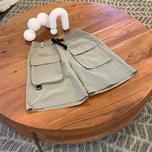 👋 Used Mens Zara Cargo Shorts size s-m